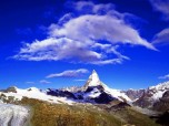 Lofty Mountains Free Screensaver